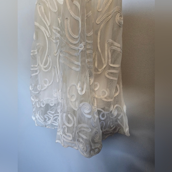 Miss Nikky White Embroidered Maxi Dress Sleeveless Boho Festival Wedding Gown - Picture 6 of 9